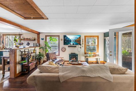 9 Bearces Hill Road Bristol ME 04539