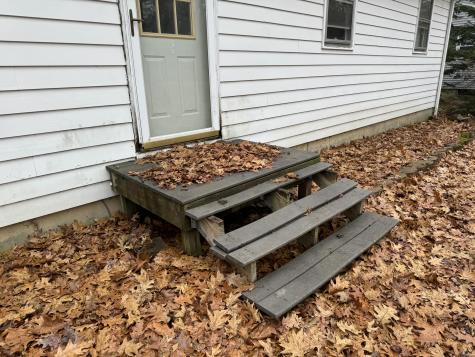 52 Mallett Drive Topsham ME 04086