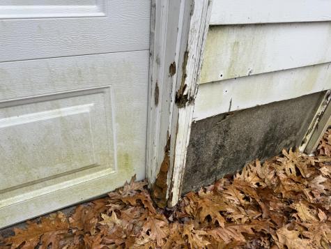 52 Mallett Drive Topsham ME 04086