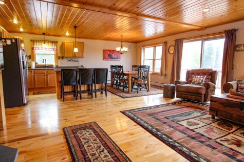 30 Indias Way Greenwood ME 04255