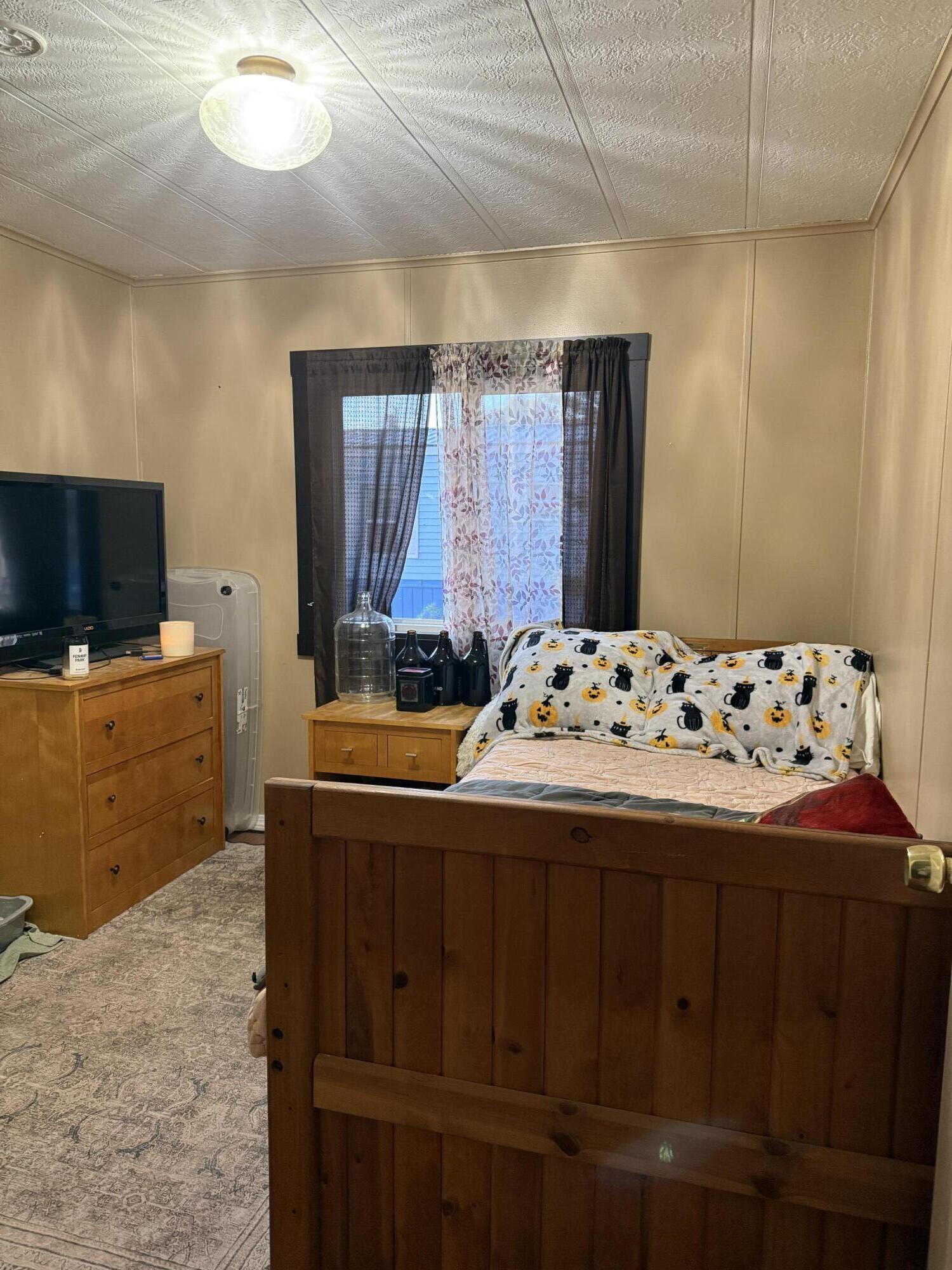 18 B Street Bangor ME 04401