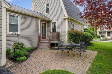 214 Ocean Avenue Portland ME 04103