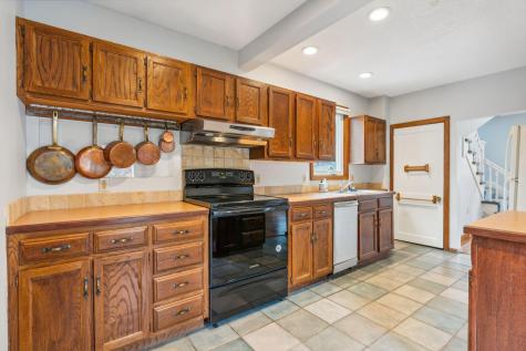 214 Ocean Avenue Portland ME 04103