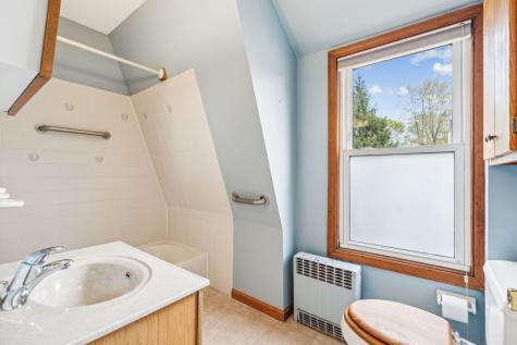 214 Ocean Avenue Portland ME 04103