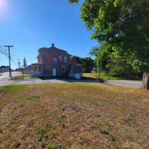 49 W Broadway Lincoln ME 04457