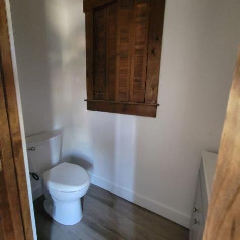 49 W Broadway Lincoln ME 04457