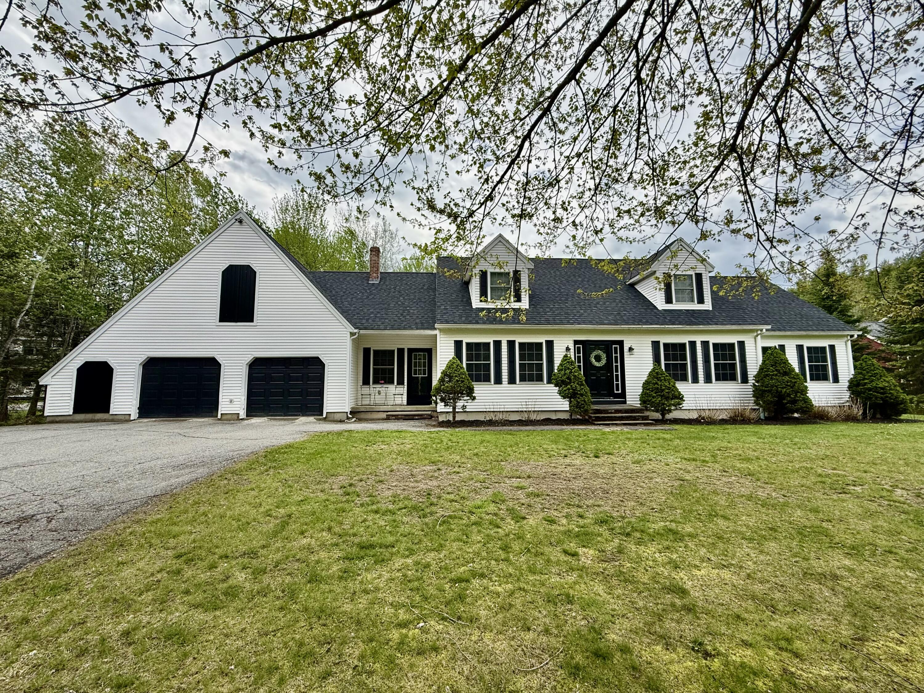 12 Surrey Lane Hampden ME 04444
