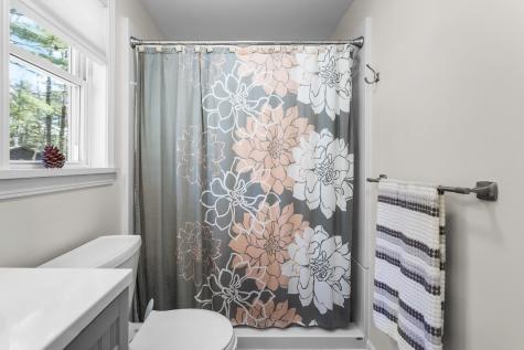 53 Birch Point Circle Beddington ME 04622