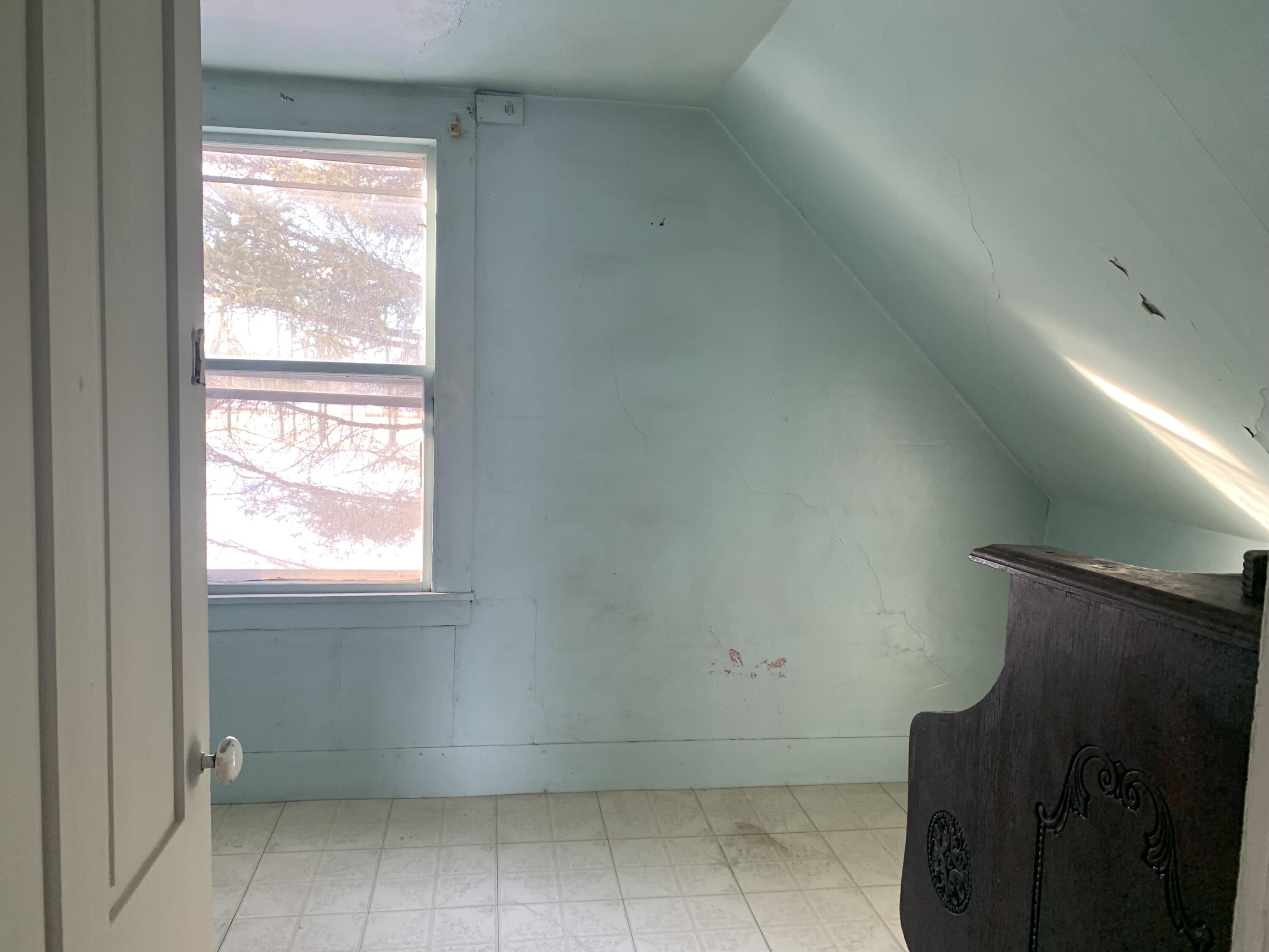 323 Neck Road Benton ME 04901