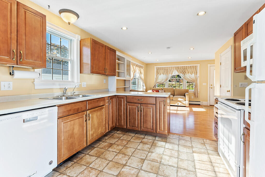 691 Oakland Road Belgrade ME 04917