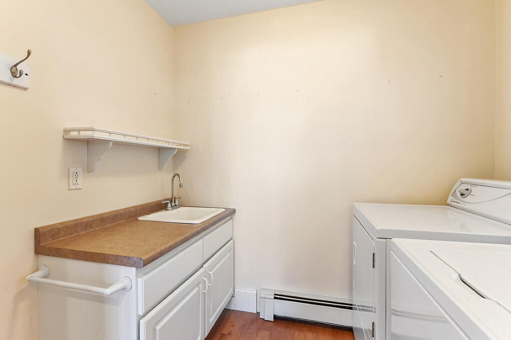 691 Oakland Road Belgrade ME 04917