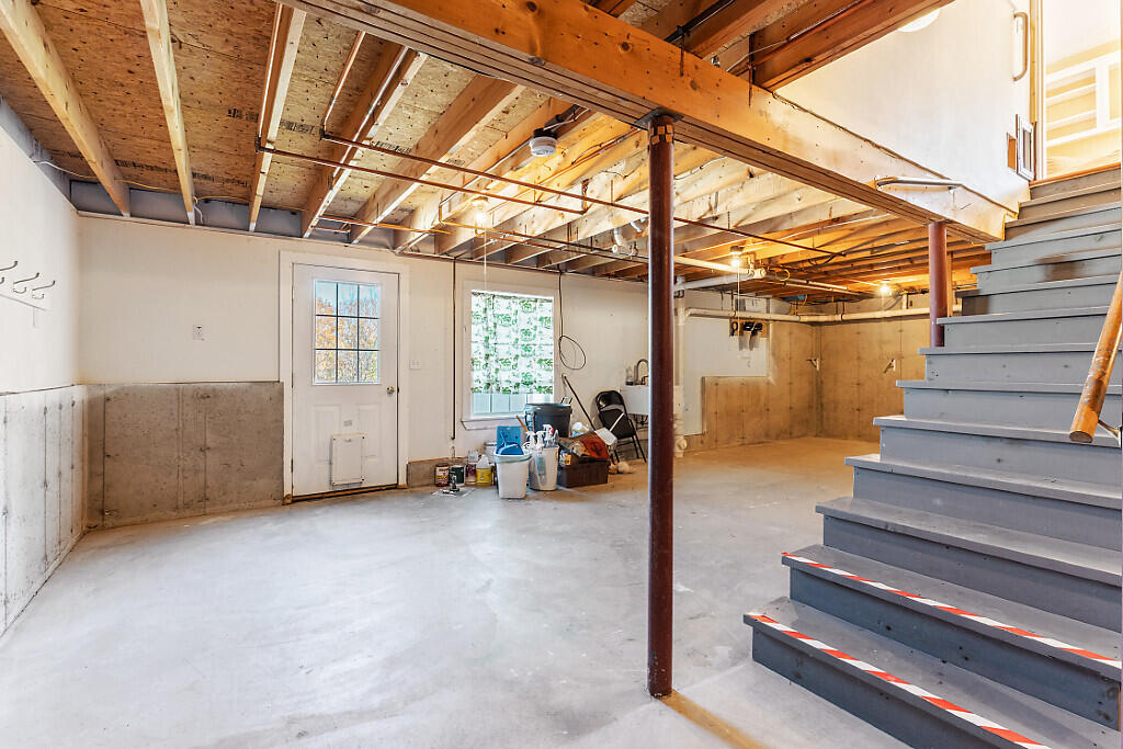 691 Oakland Road Belgrade ME 04917