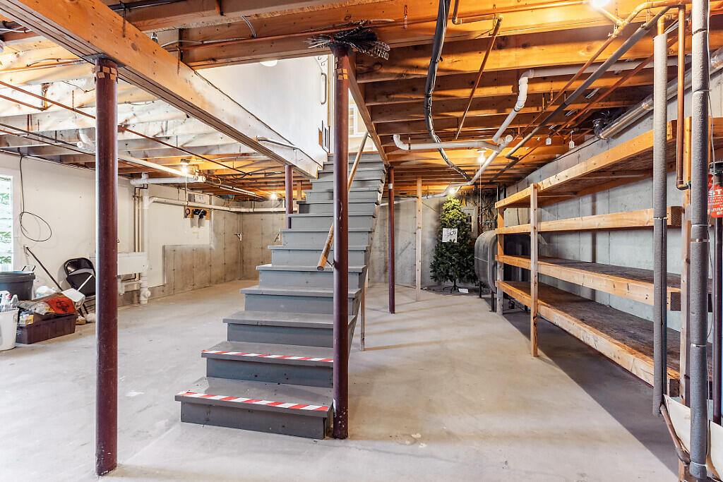 691 Oakland Road Belgrade ME 04917