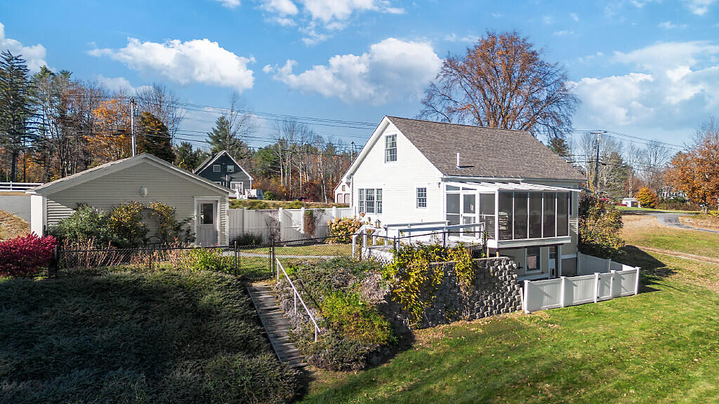 691 Oakland Road Belgrade ME 04917