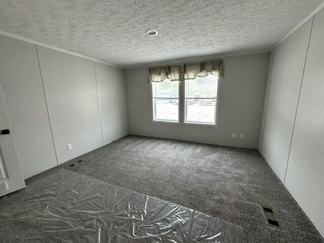 8 Kelley Street Fairfield ME 04937