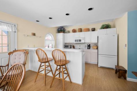 8 Jeremiah Lane York ME 03909