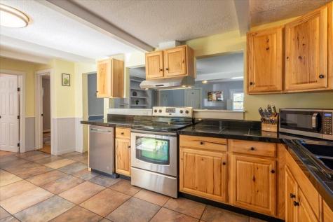 14 Thomaston Street Rockland ME 04841