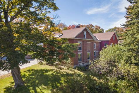 323 Court Street Auburn ME 04210