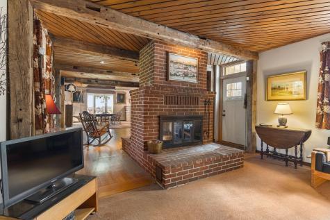 323 Court Street Auburn ME 04210