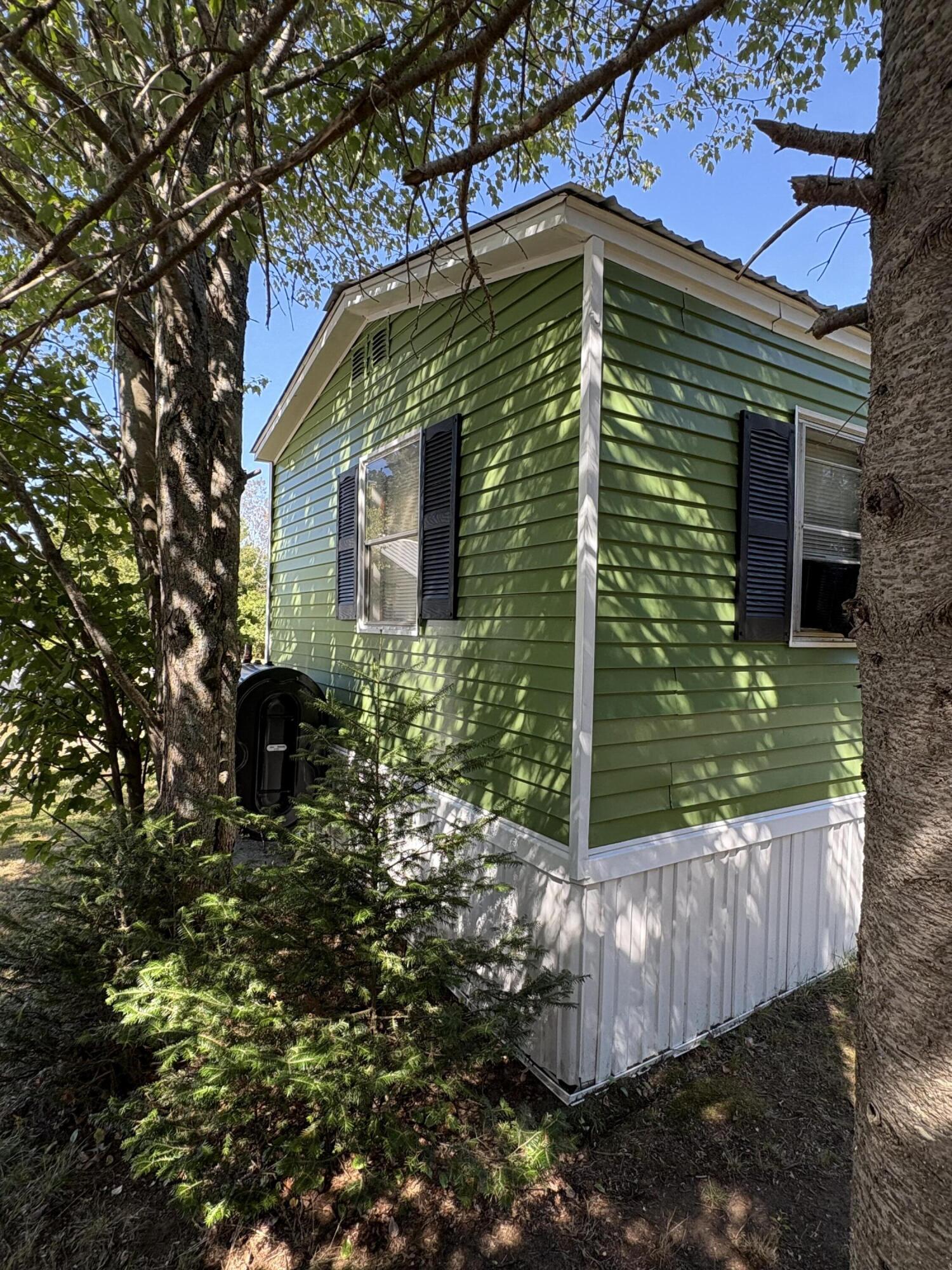 221 Kelley Mobile Home Park Millinocket ME 04462