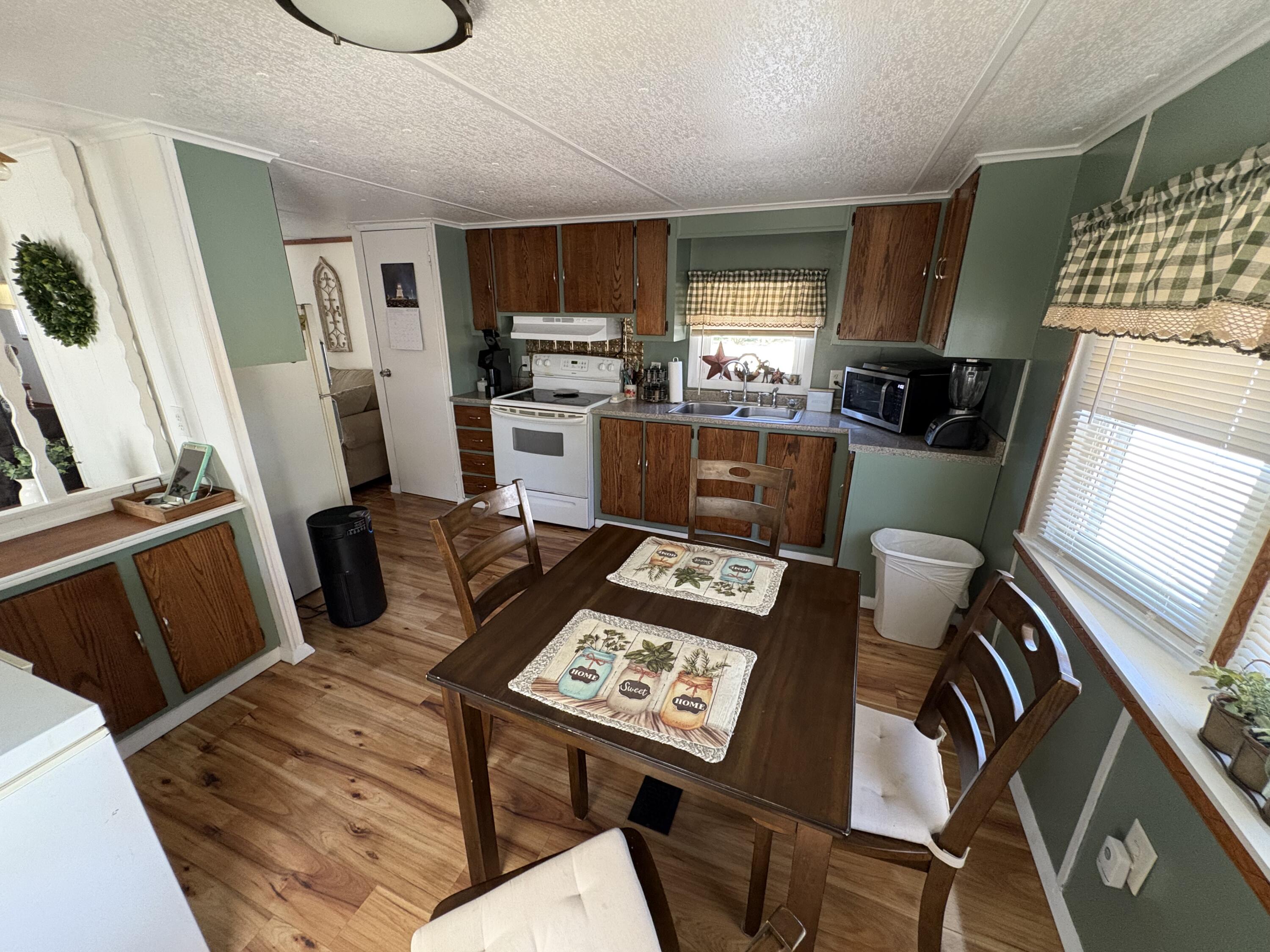 221 Kelley Mobile Home Park Millinocket ME 04462