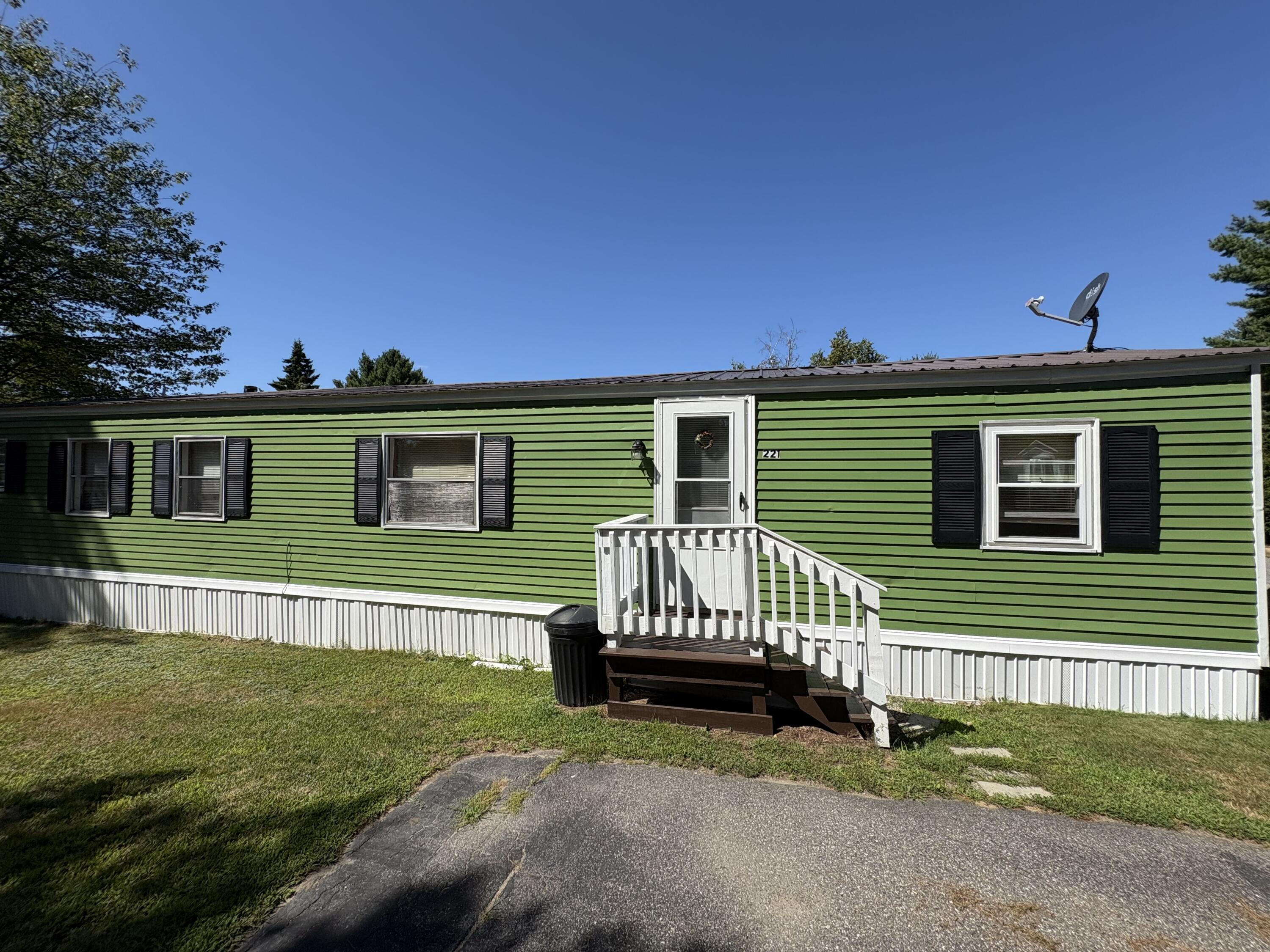 221 Kelley Mobile Home Park Millinocket ME 04462