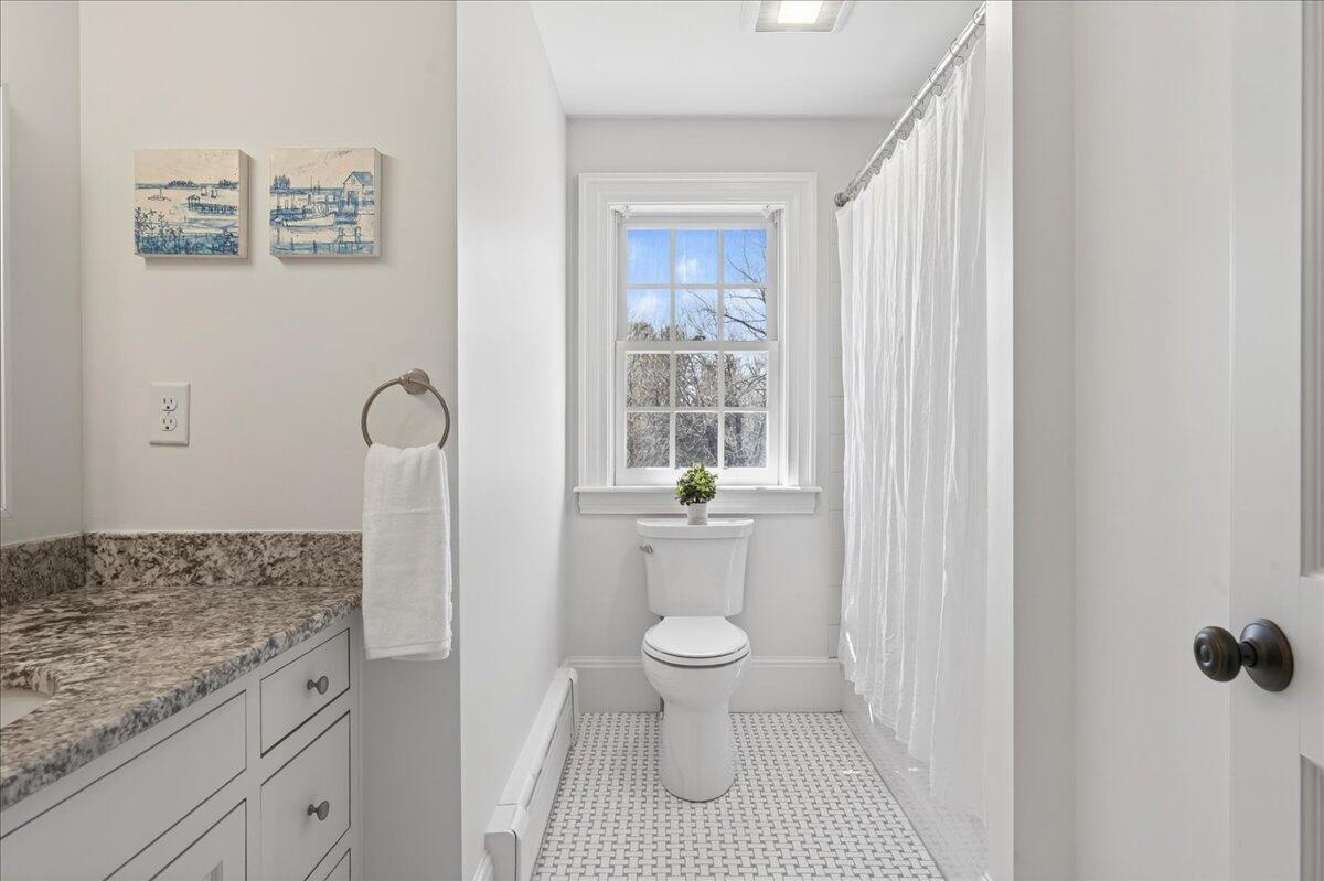 22 Royall Point Road Yarmouth ME 04096