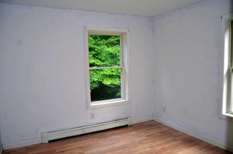 21 Lion Lane Oxford ME 04270