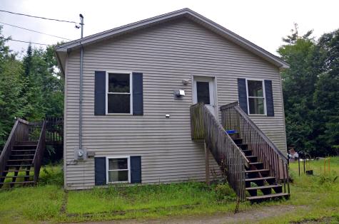 21 Lion Lane Oxford ME 04270