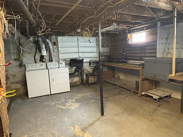 25 And 27 Pray Street Gardiner ME 04345