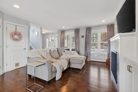 8 Castle Rock Drive Cumberland ME 04021