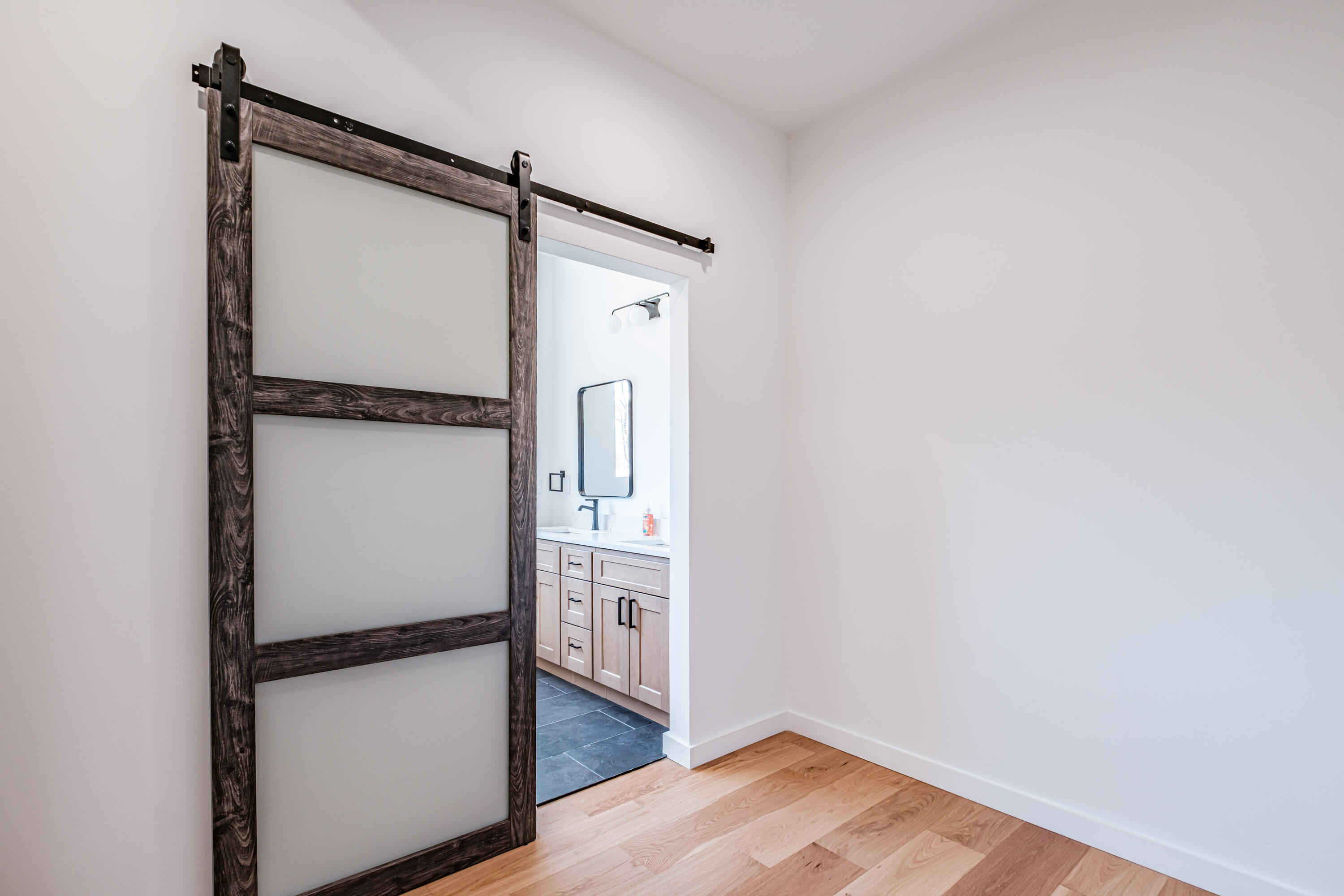 33 Nahama Way Newry ME 04261