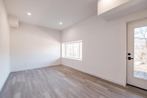33 Nahama Way Newry ME 04261