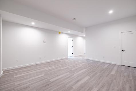 33 Nahama Way Newry ME 04261