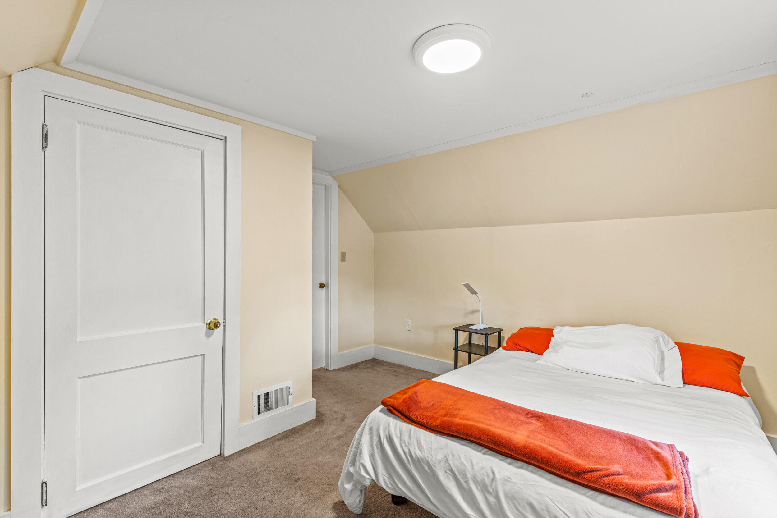 4 Hillside Avenue Biddeford ME 04005