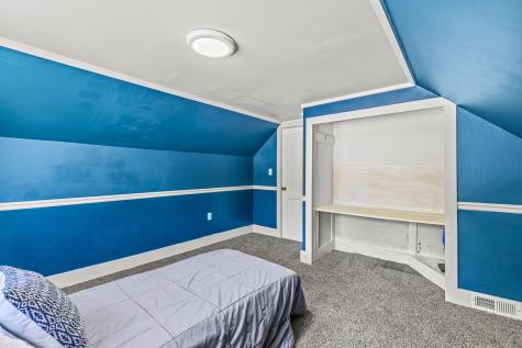 4 Hillside Avenue Biddeford ME 04005