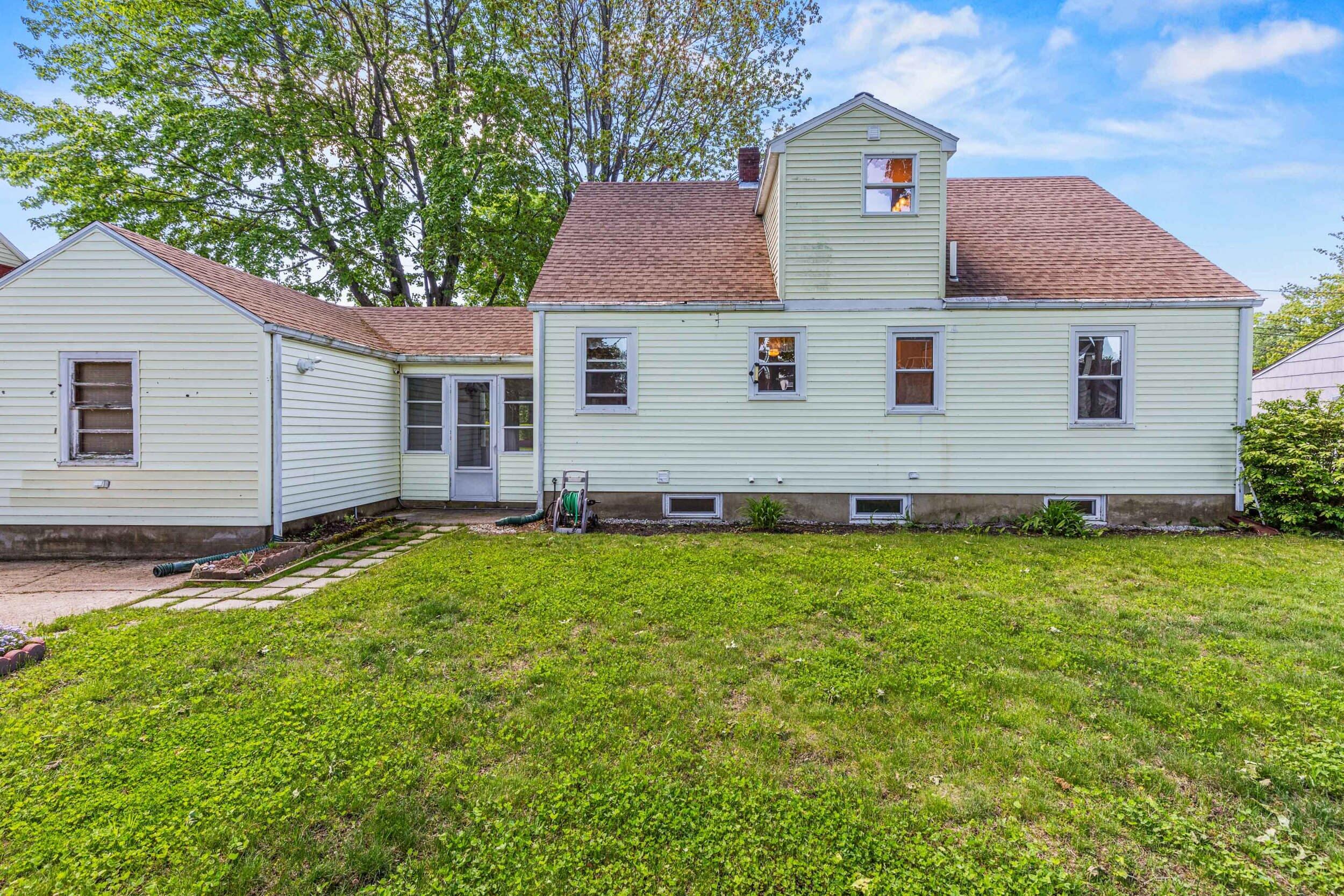 4 Hillside Avenue Biddeford ME 04005