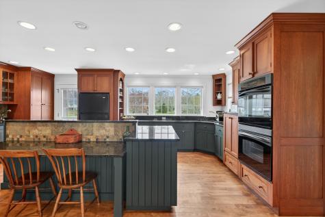 44 Oakwood Drive Kennebunkport ME 04046
