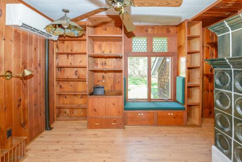 104 Dunn Road Norway ME 04268