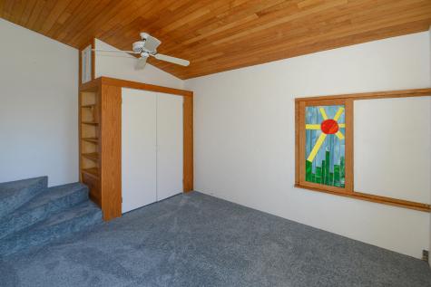 104 Dunn Road Norway ME 04268