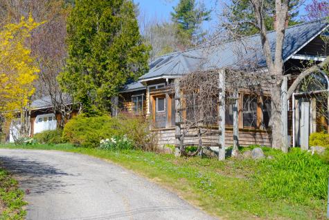 104 Dunn Road Norway ME 04268