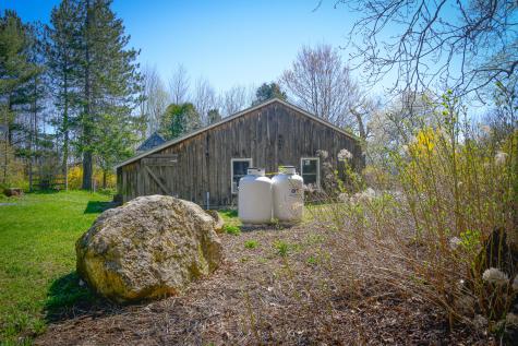 104 Dunn Road Norway ME 04268