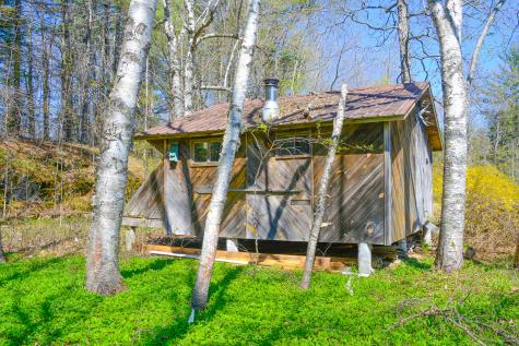 104 Dunn Road Norway ME 04268