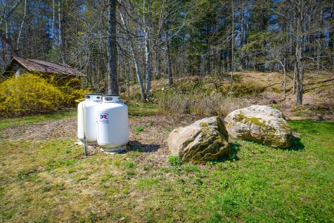 104 Dunn Road Norway ME 04268