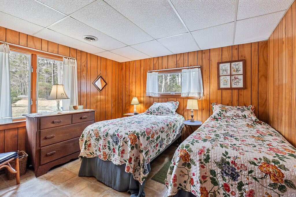 165 Mcfarland Shore Road Bristol ME 04554