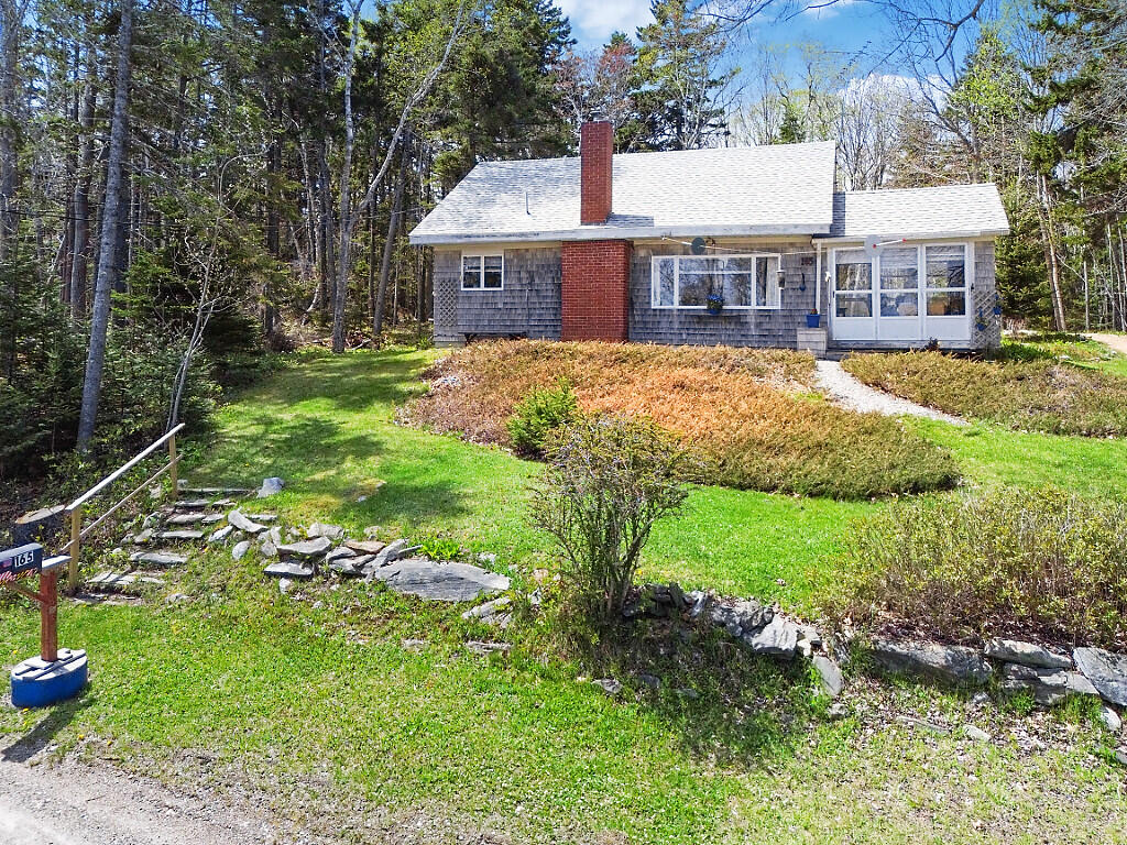 165 Mcfarland Shore Road Bristol ME 04554