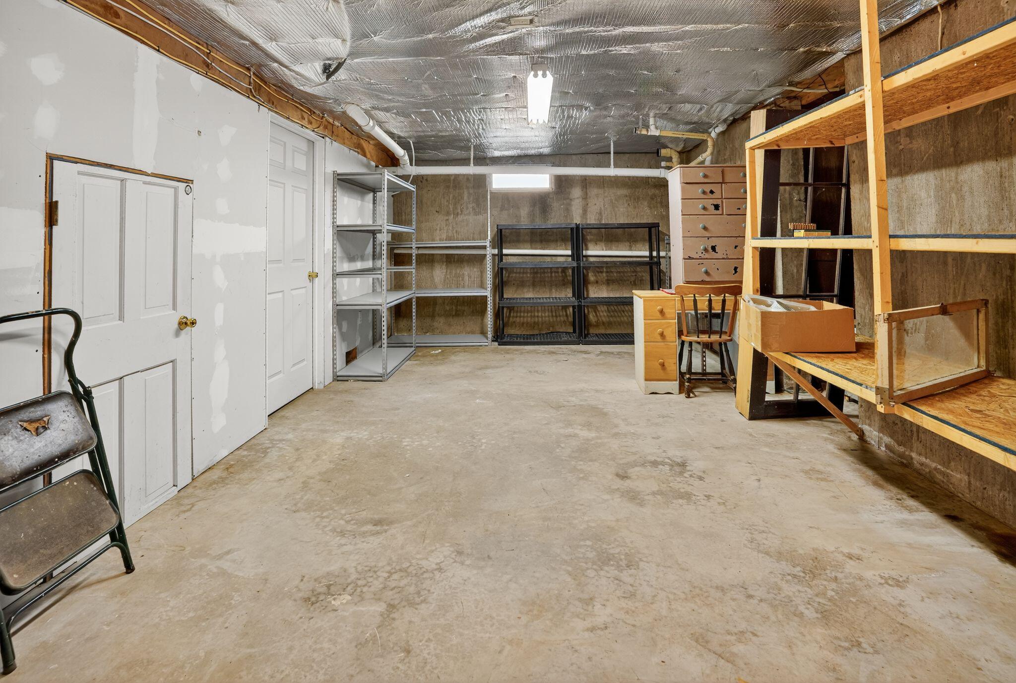 19 Gabradak Lane Chelsea ME 04330