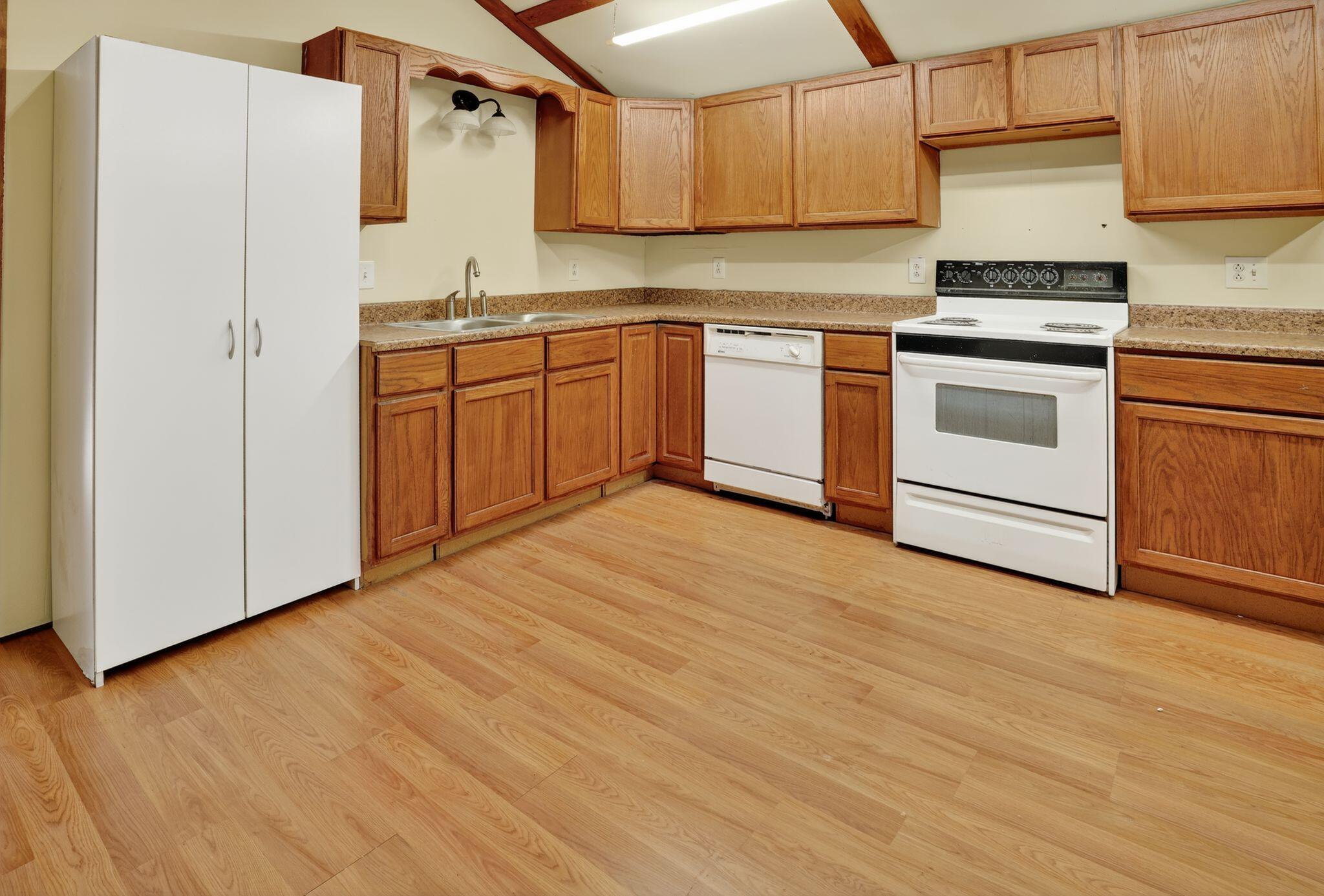 19 Gabradak Lane Chelsea ME 04330