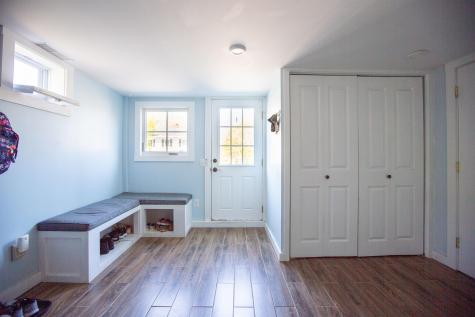 8 Roberts Street Falmouth ME 04105