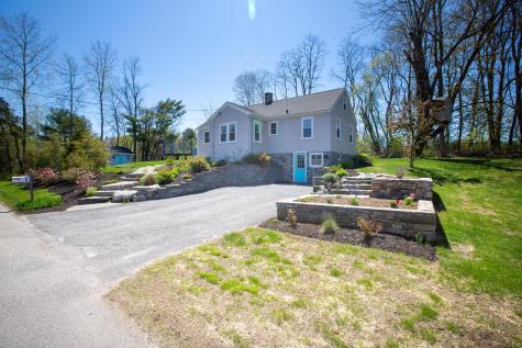 8 Roberts Street Falmouth ME 04105